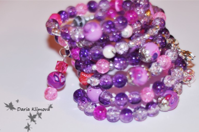 Браслет наклепался)))