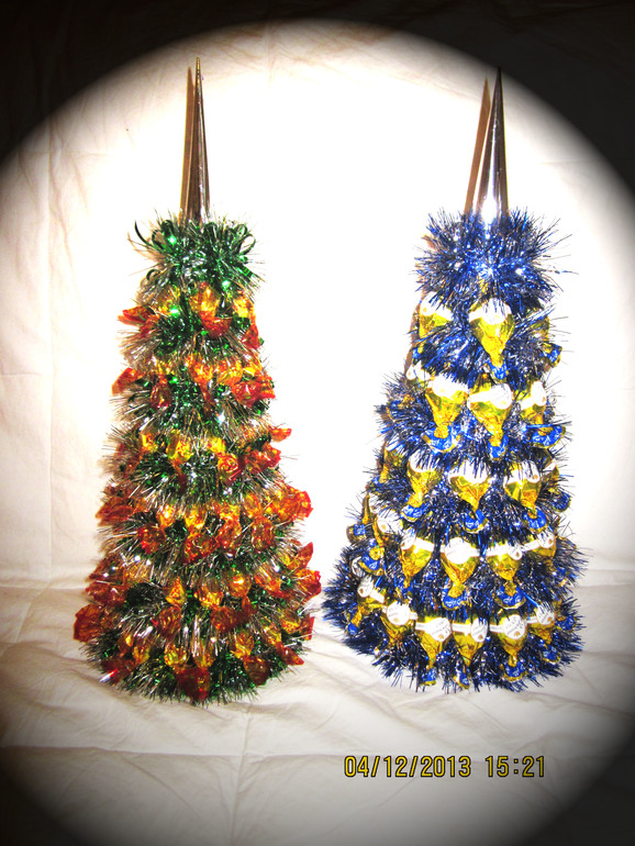 Новогодние елочки из конфет