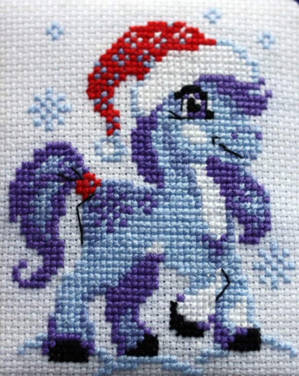 Новогодняя лошадка