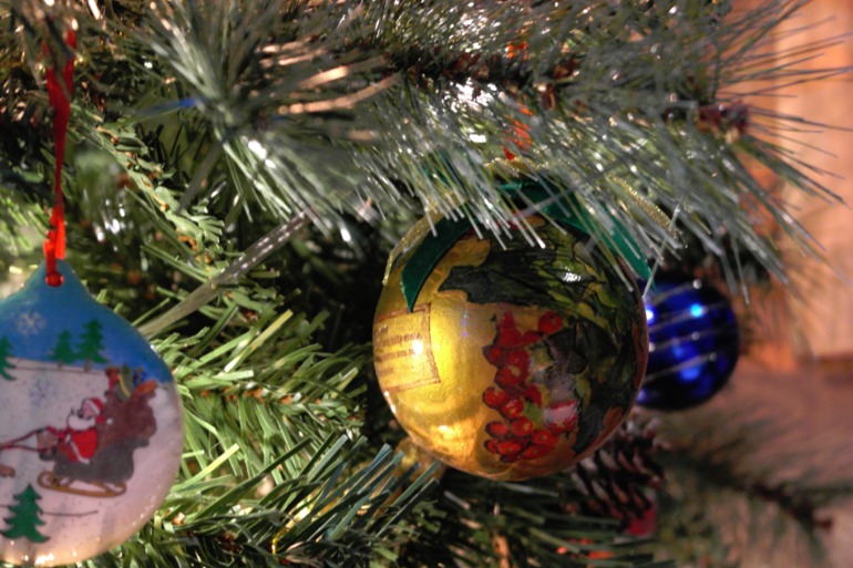 Игрушки на елку