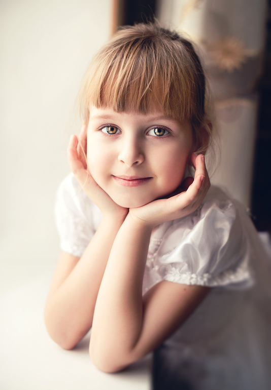 Пришла племяшка в гости =)