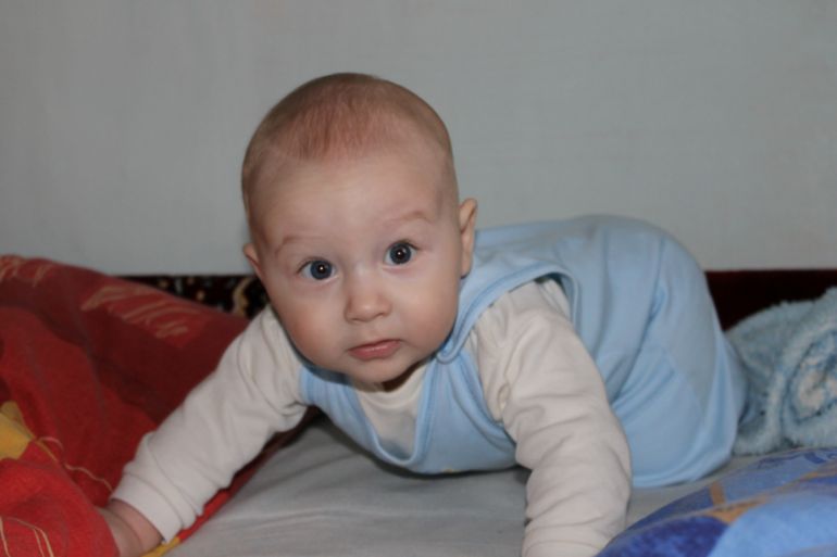 Ура, ура нам пол годика!!!