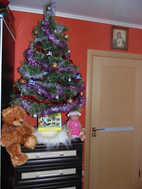 Наша импровизированная Ёлочка !!! )
