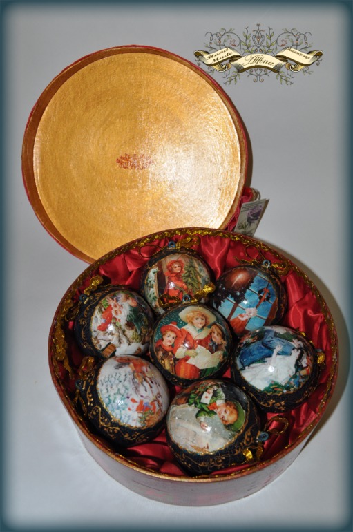 Комплект и грушек на елку "Винтажное детство в Рождество"