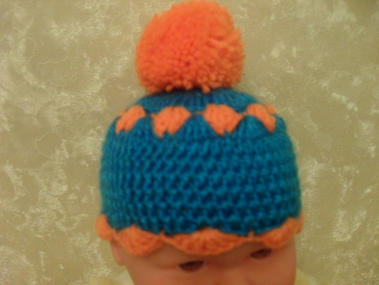 Шапочки для Ваших куколок.