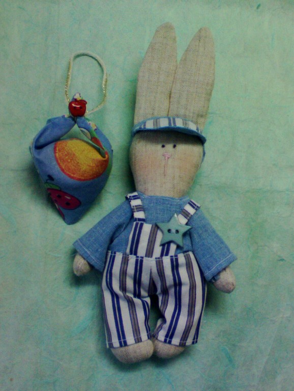 Зайка с аромомешочком.