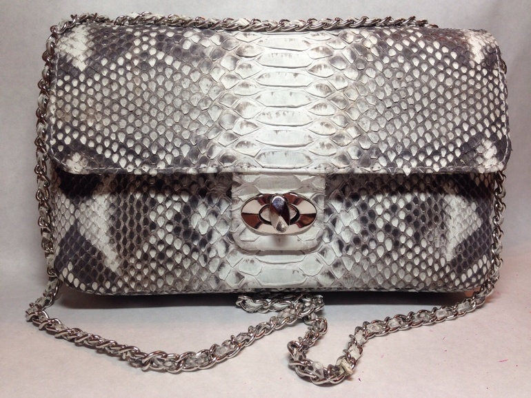 Сумочки из кожи питона