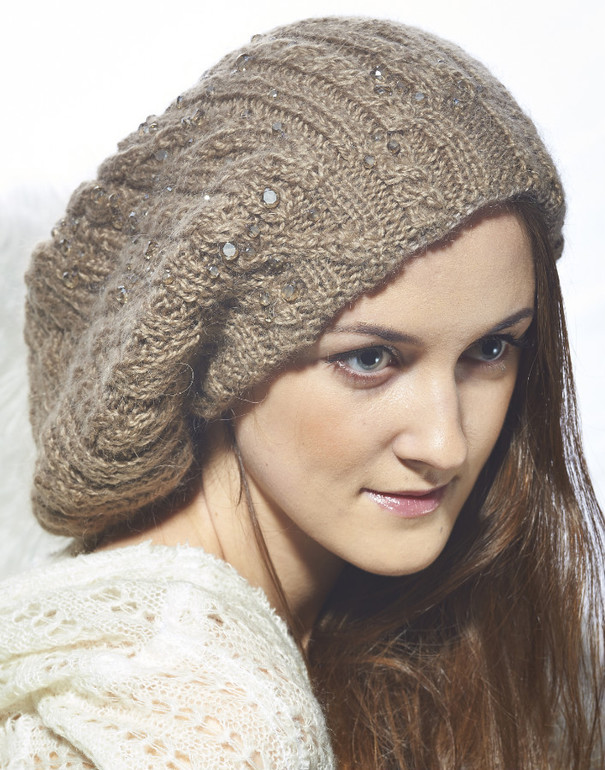 Какой цвет беретки выбрать, посоветуйте пожалуйста!!