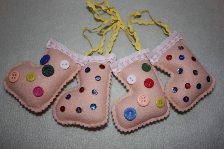 Скоротала вечерок)