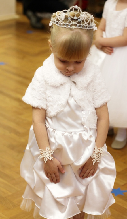 Диадема для моей Снежинки или... Принцессы!