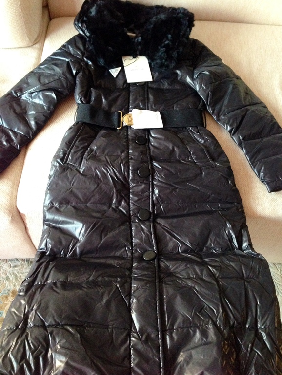 Длинная куртка-пуховик Moncler в наличии 42-44