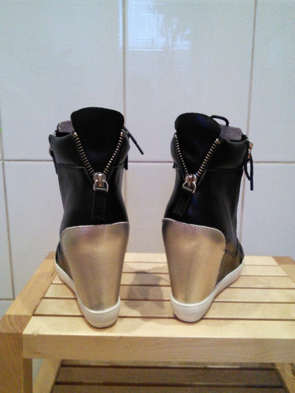 кроссовки на танкетке, кеды Giuzeppe Zanotti  4000р