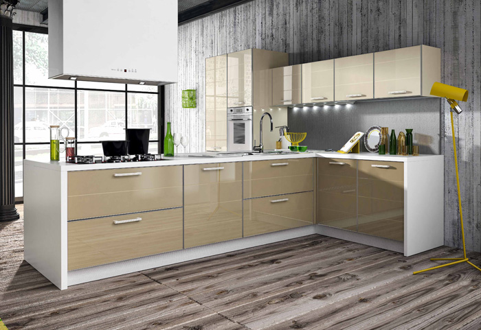 посоветуйте фирмы по производсту кухонь с хорошей репутацией!