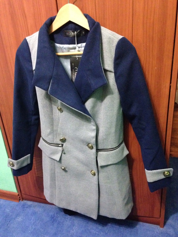 Для маленьких и хрупких))) Пальтишко