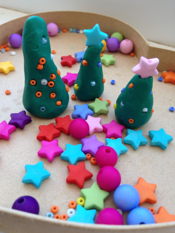 Новогодний лес из полимерной глины