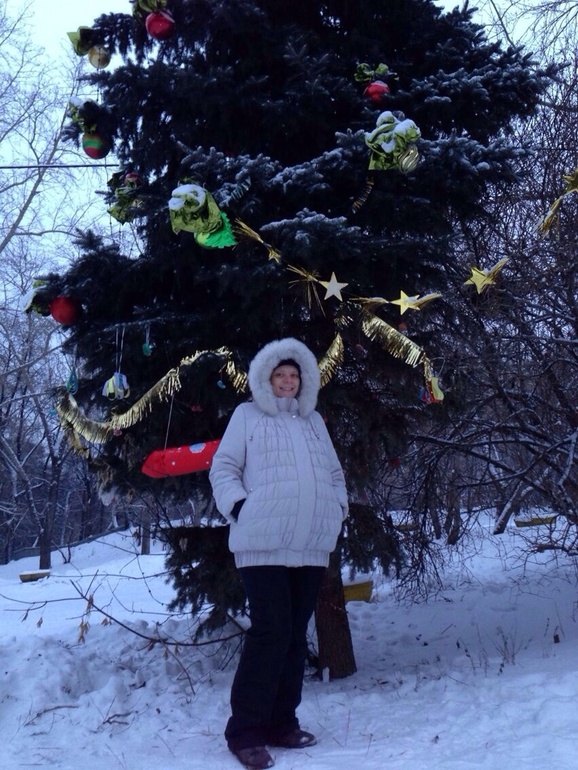 С Новым годом милые девочки!