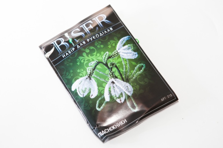 Пристрой наборов в алмазной технике и бисероплетение