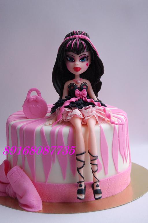 Торт Монстер Хай Дракулаура