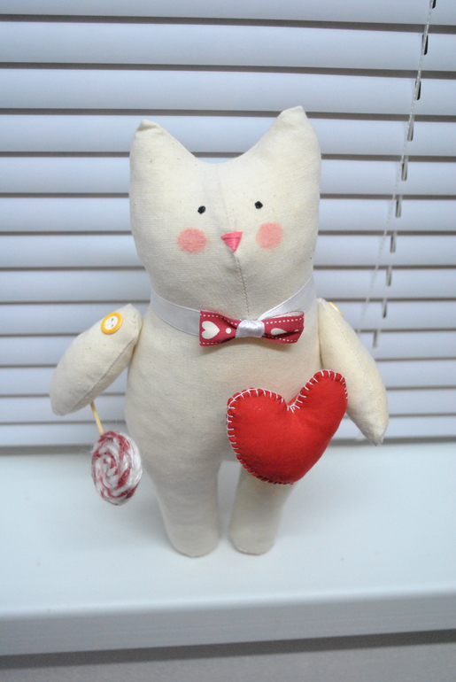 Котофей любит лолипопс)