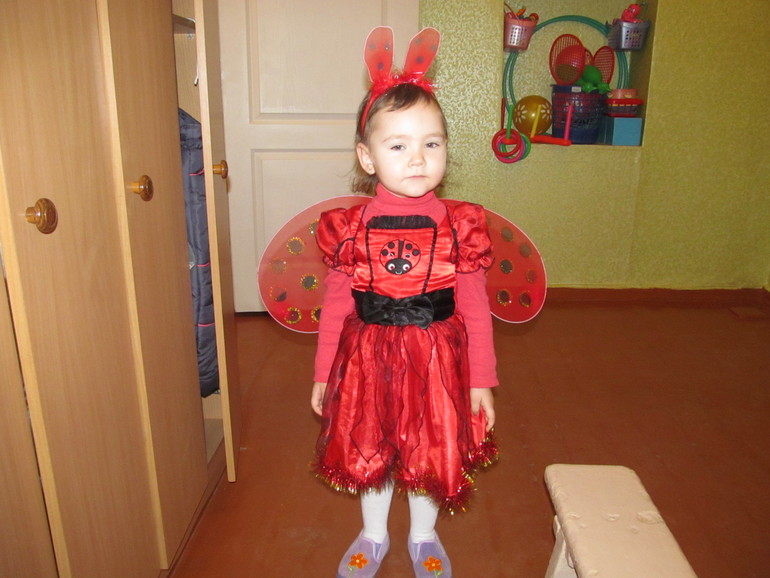 ПЕРВЫЙ УТРЕННИК В САДИКЕ)))