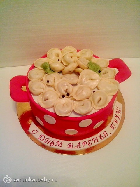 кастрюлька с пельмешками