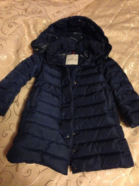 Куплю пальто Moncler 8-ку, именно такое