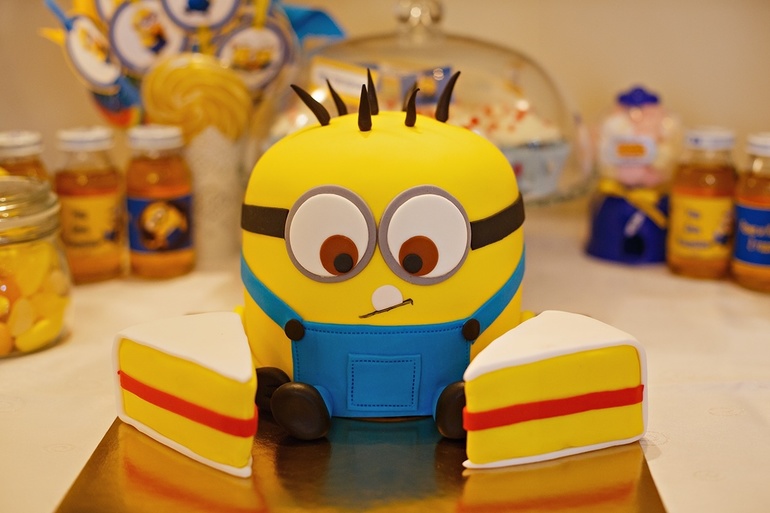 Миньончики)