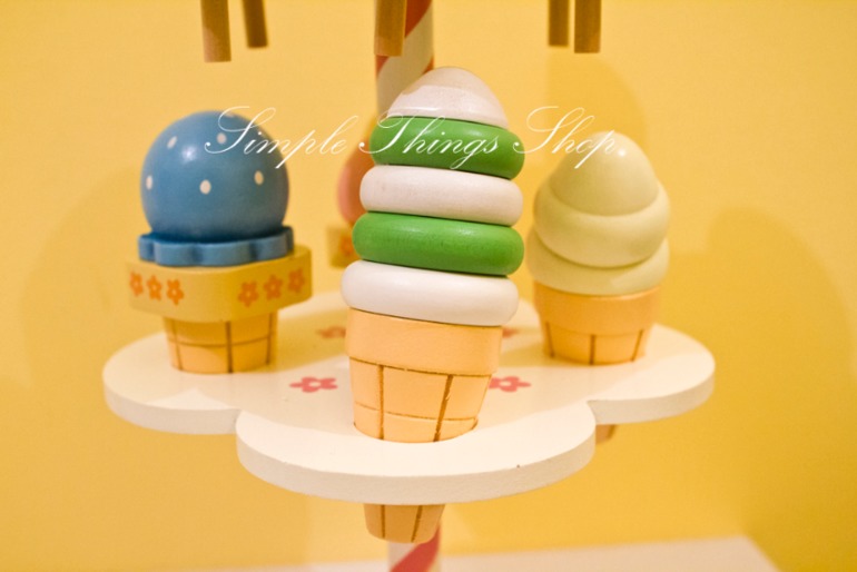 Набор мороженного с подставкой от Mother Garden. Simple Things Shop