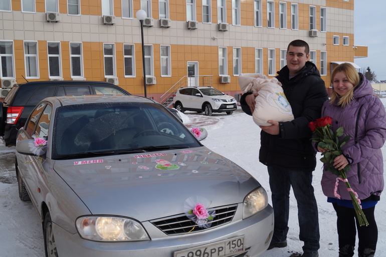 нам неделька и вчера нас выписали из роддома))