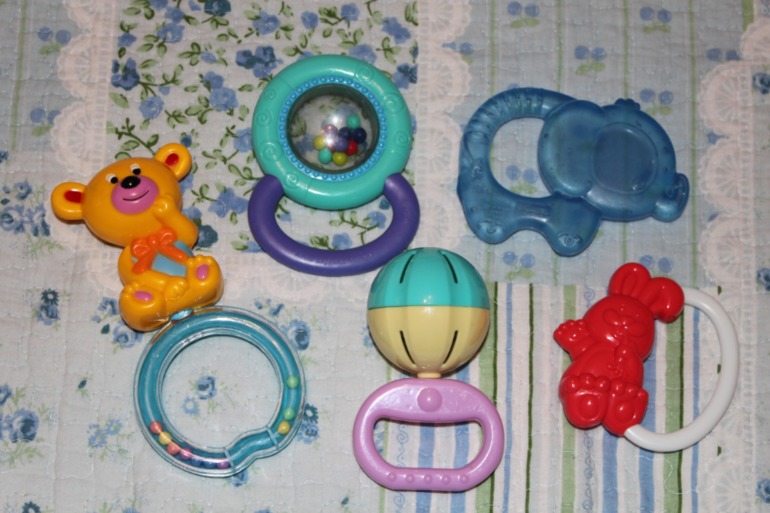 Игрушки от 0 до года, в хорошем состоянии