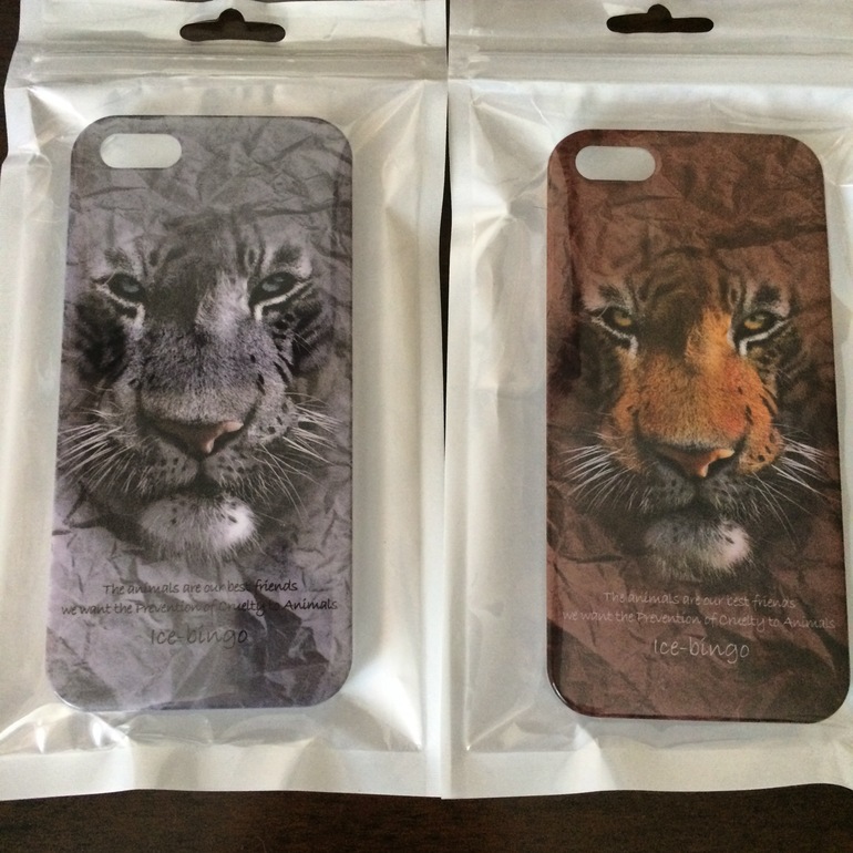 Чехлы на 5, 5 s iphone 600rub/ все в наличии