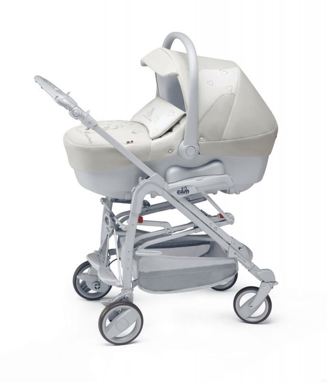 Чем Вам не нравиться коляска Cam Elegant Family (3 в 1)? И есть положительные отзывы или все так плохо?