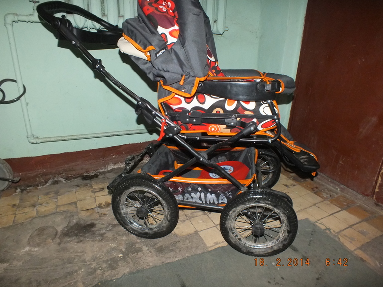 продеам наш вездеход STROLLER B&E Maxima 2 в 1