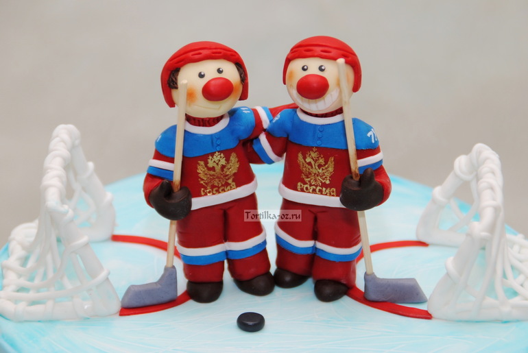 Торт с хоккеистами в олимпийской форме