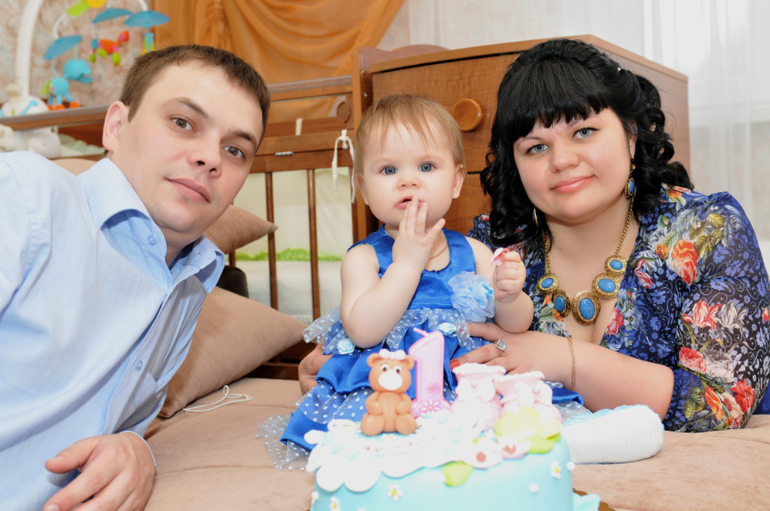 Делюсь фотографиями со съемки Годовасия чудесной малышки.
