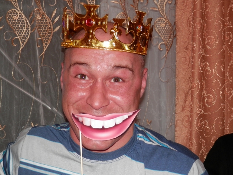 Празднование красно - черного годовасия часть 2!!!!