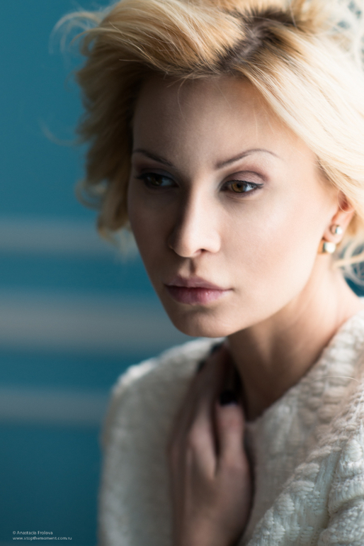 Элина Камирен