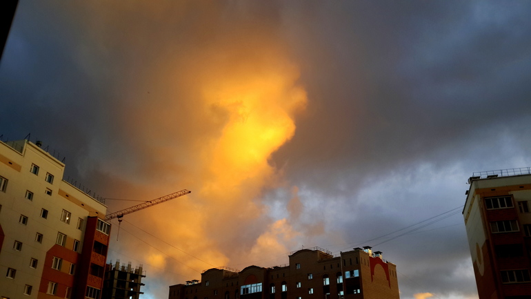 небо