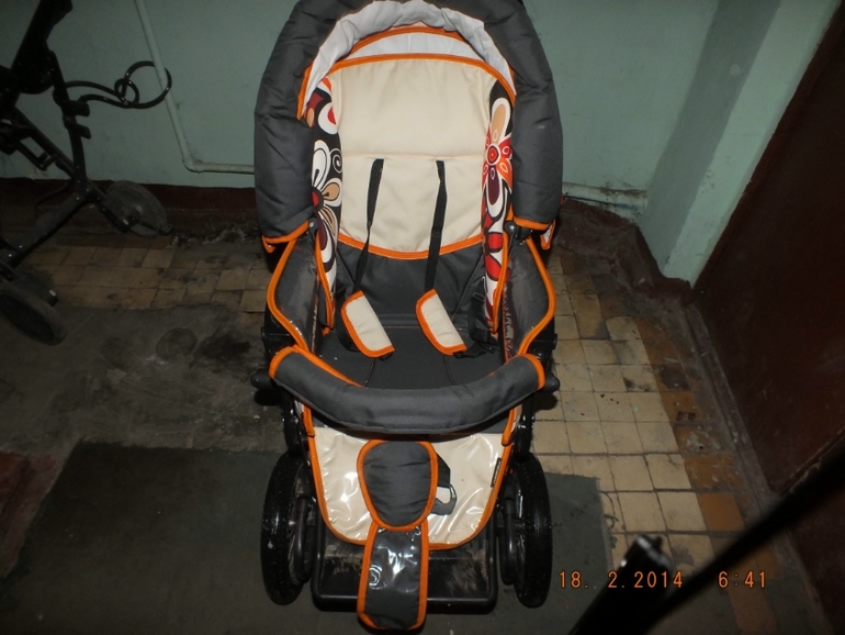 продеам наш вездеход STROLLER B&E Maxima 2 в 1
