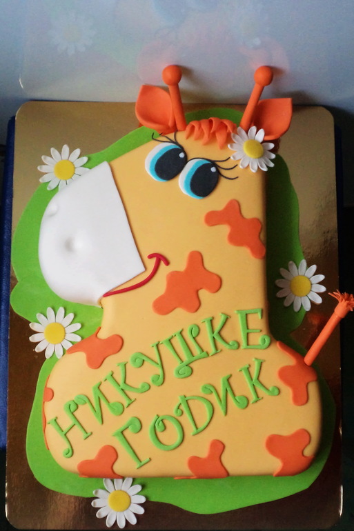 Парочка тортиков и первые кексы на заказ