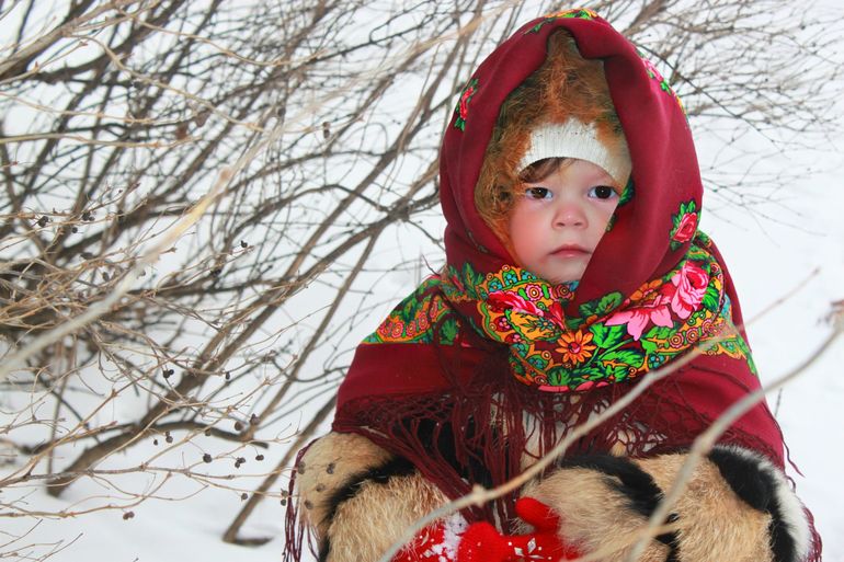 Русская красавица! Во всем мире славится! Русская красавица женихам всем нравится !