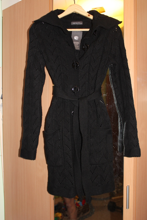 Продам черный кардиган 42 р-р.