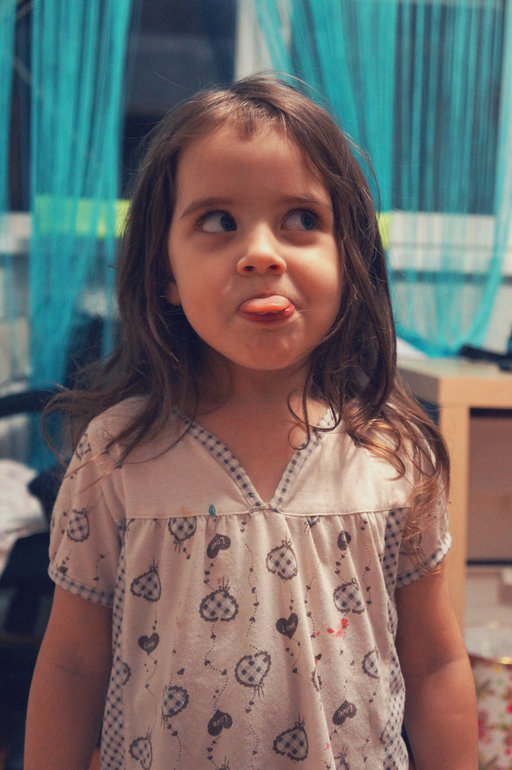 -Алиса, где родился твой папа?...