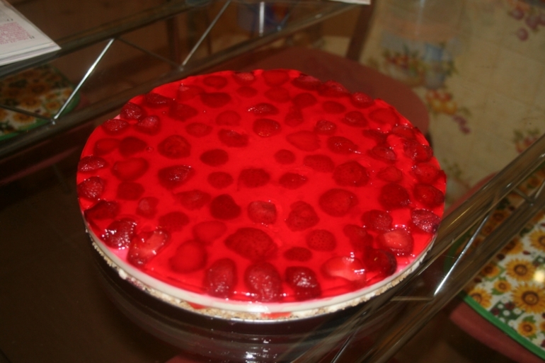 Чизкейк с клубникой