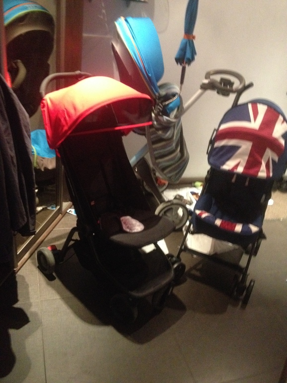 Mountain Buggy Nano и EasyWalker mini Buggy