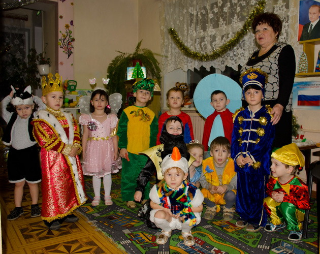 Наша елочка в саду