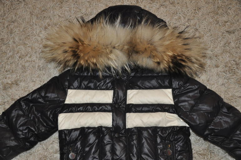Куртка Moncler размер 5 лет, п/к Borelli 4 года (большемерит)