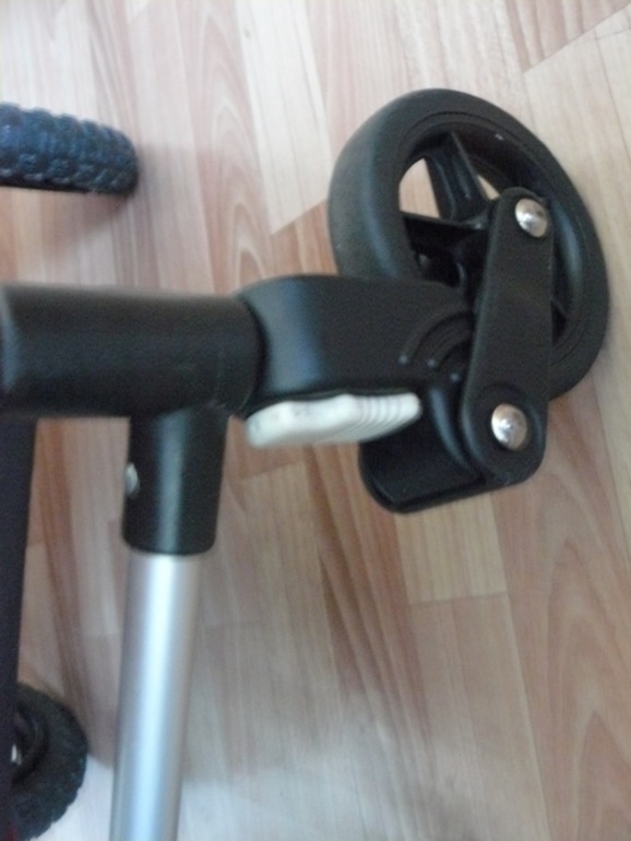 Bugaboo Frog +конверт+дождевик+подставка для ребенка Цена за все 10000!!! ТК за мой счет!!!
