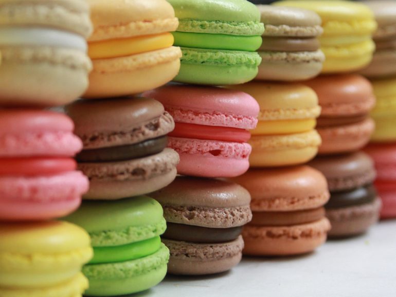 Девочки поделитесь проверенным рецептом Les Macarons