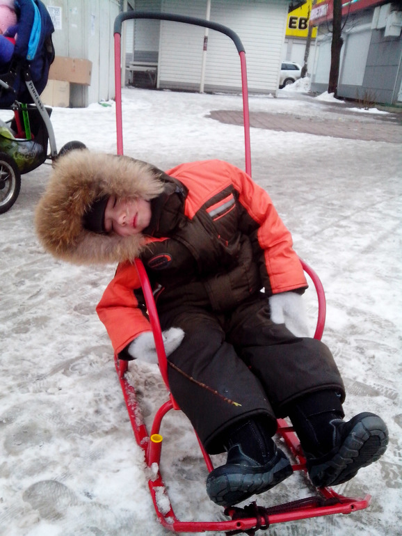 Фотки Макса от 10.01.2014 и чуть ранее.